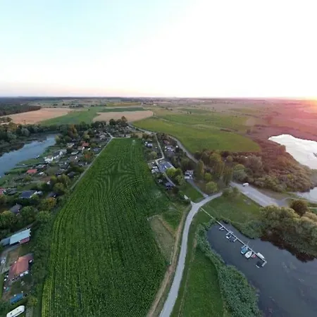 Ferienhaus Jolie A 100 M De L'etang *